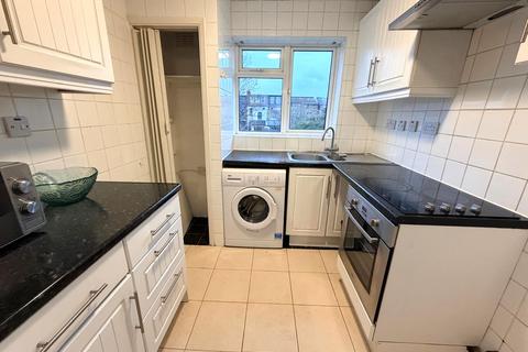 1 bedroom flat to rent, Horn Lane, Woodford Green IG8