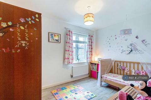2 bedroom flat to rent, Saltaire Court, East Ardsley, Wakefield, WF3