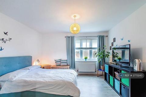 2 bedroom flat to rent, Saltaire Court, East Ardsley, Wakefield, WF3