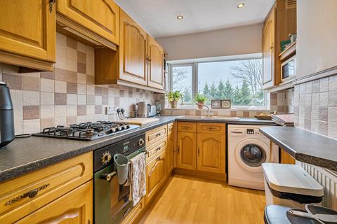 2 bedroom maisonette for sale, Somerset Road,  Farnborough , GU14