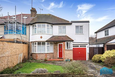 Dinsdale Gardens, New Barnet, Barnet, EN5