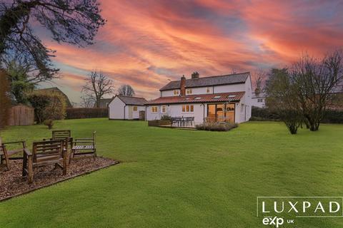 4 bedroom detached house for sale, Bures Green, Bures CO8