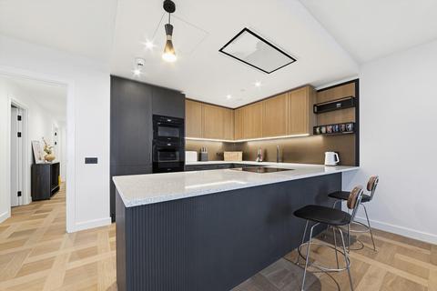 undefined, Merino Gardens, London, E1W