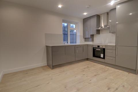 2 bedroom apartment to rent, Amersham Road, Buckinghamshire HP13