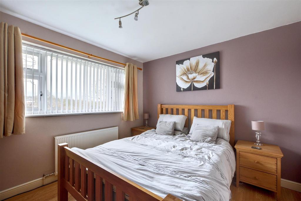 Bedroom 2 1.jpeg