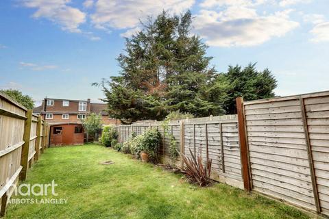 3 bedroom townhouse for sale, Butterscotch Row, Abbots Langley