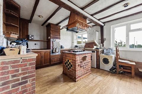 3 bedroom semi-detached house for sale, Lower Rainham Road, Rainham, Gillingham, Kent, ME8