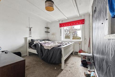 3 bedroom semi-detached house for sale, Lower Rainham Road, Rainham, Gillingham, Kent, ME8