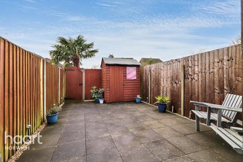 2 bedroom terraced house for sale, Lindley Close, Norwich