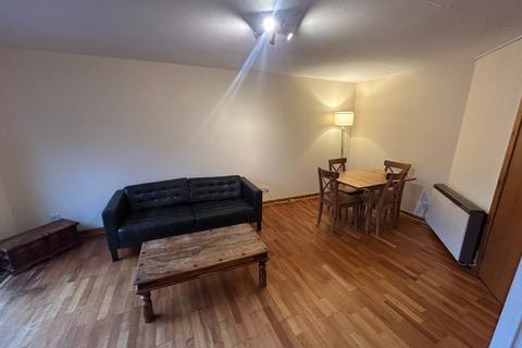 2 bedroom flat to rent, Timber Bush, Leith, Edinburgh, EH6