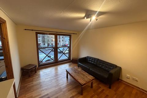 2 bedroom flat to rent, Timber Bush, Leith, Edinburgh, EH6