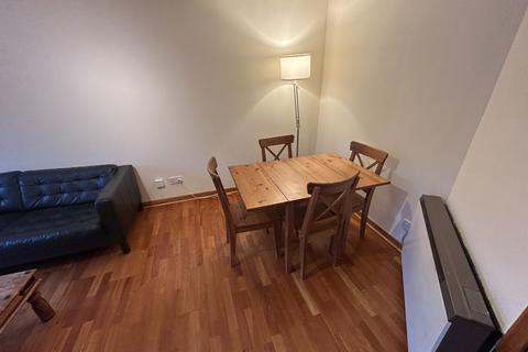 2 bedroom flat to rent, Timber Bush, Leith, Edinburgh, EH6