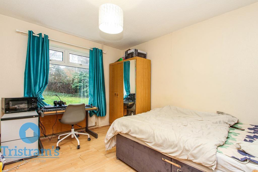 Fleming-gardens-ng11-8rt-1016449