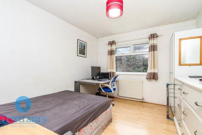 Fleming-gardens-ng11-8rt-1016451