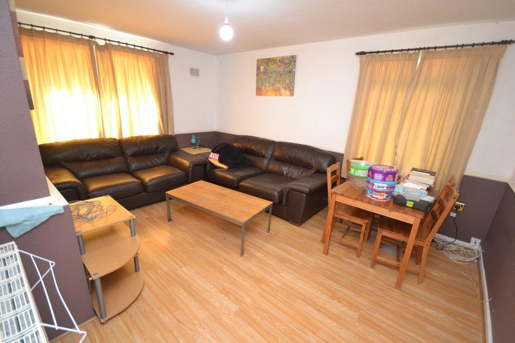 Fleming-gardens-ng11-8rt-1016458