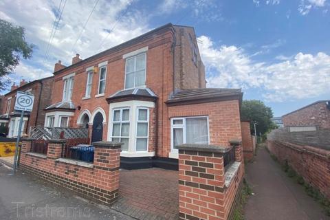 1 bedroom in a house share to rent, Epperstone Road