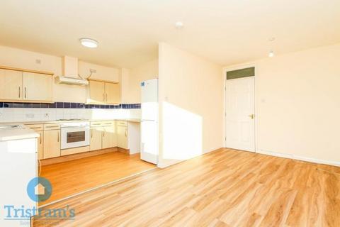 2 bedroom house share to rent, Derwent Way