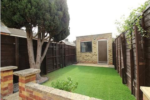 3 bedroom house for sale, woollard street, Waltham Abbey essex, EN9