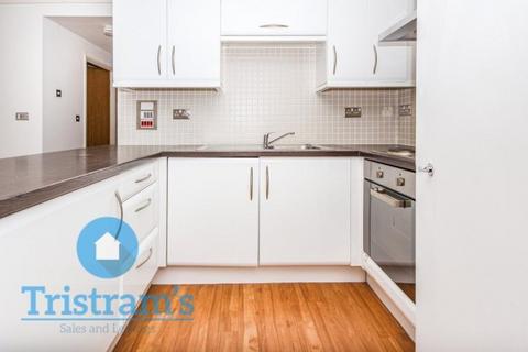 undefined, Bolero Square