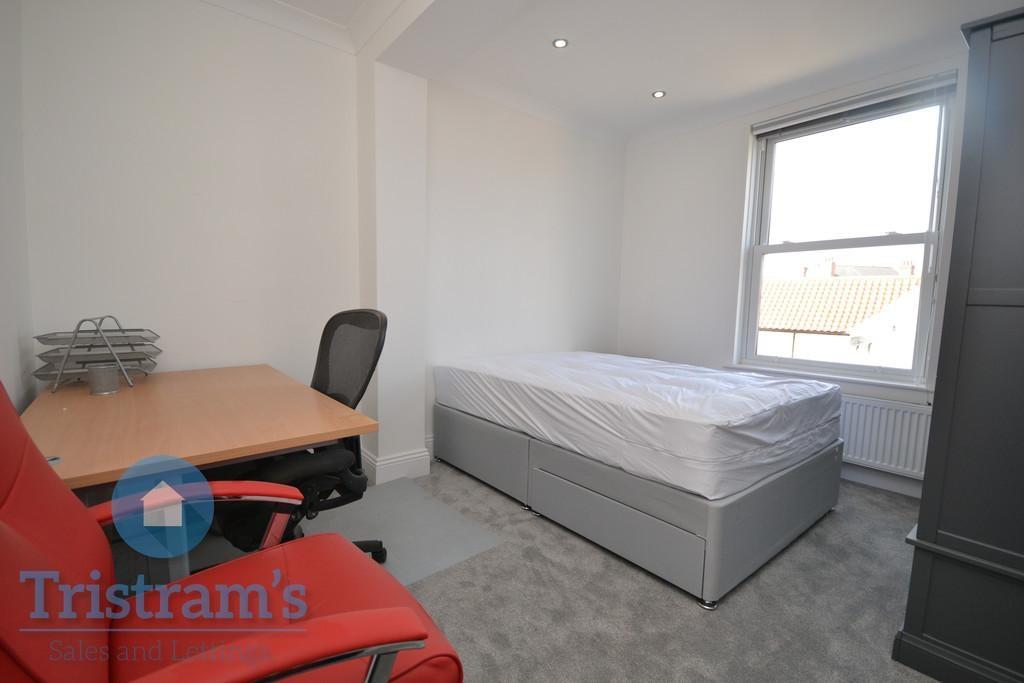 Rectory-road-ng2-6be-1035696