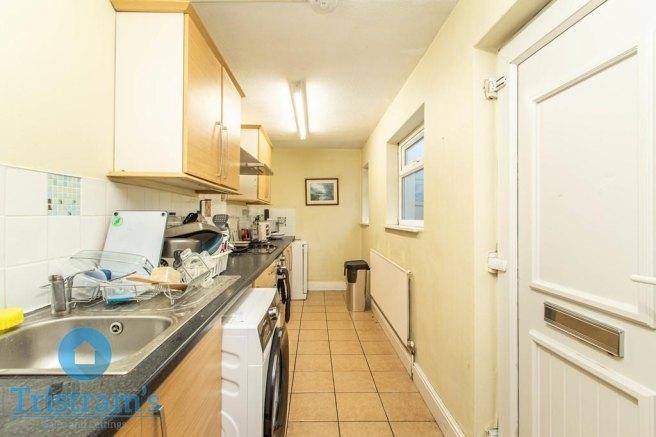 Beeston-road-ng7-2js-1035731