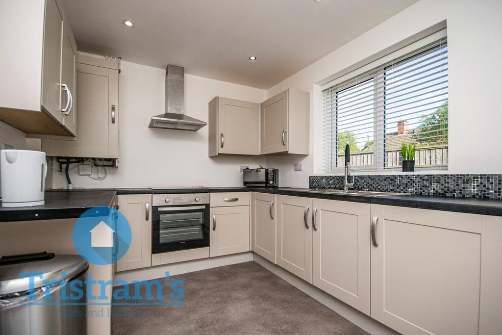 Anslow-avenue-ng9-2sw-1036380