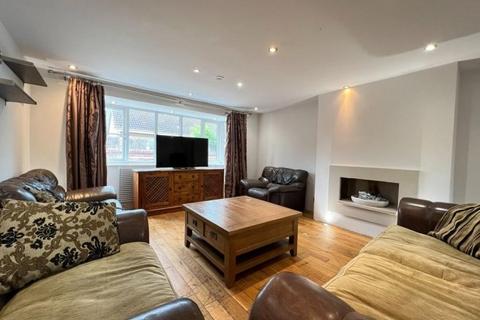 7 bedroom house share to rent, Melton Grove