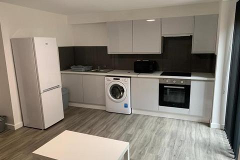 2 bedroom house share to rent, Henry Road