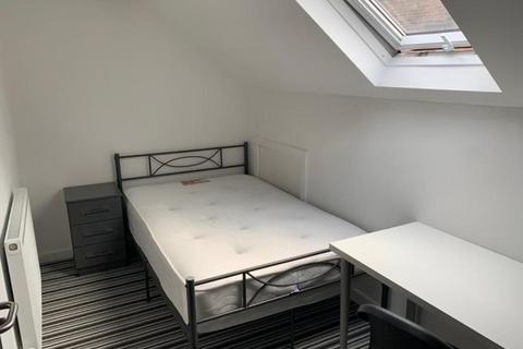 2 bedroom house share to rent, Henry Road