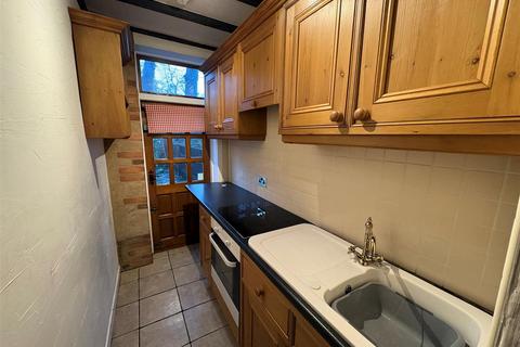 3 bedroom cottage for sale, St. Marks Place, Low Moor