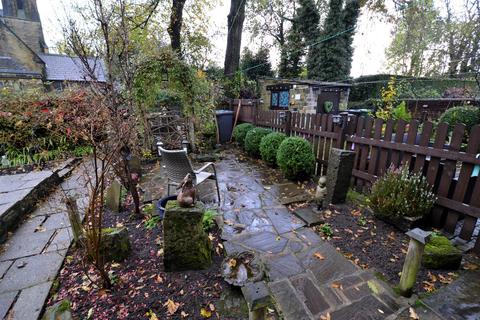 3 bedroom cottage for sale, St. Marks Place, Low Moor