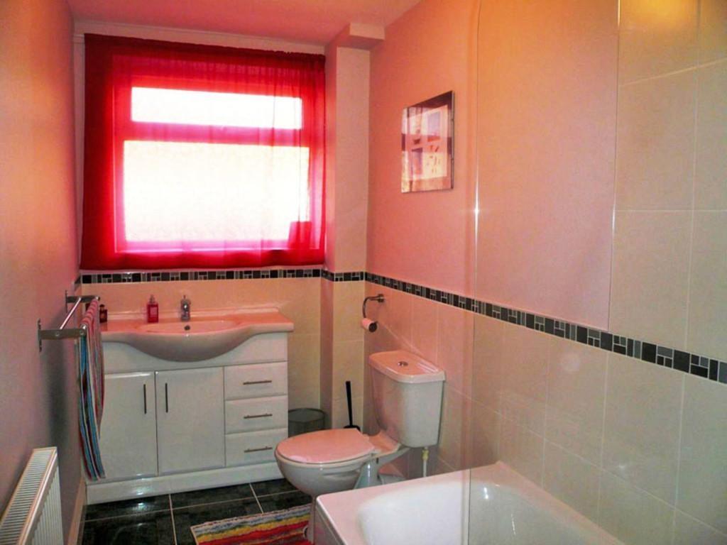 Wollaton-road-ng8-1hh-1036551