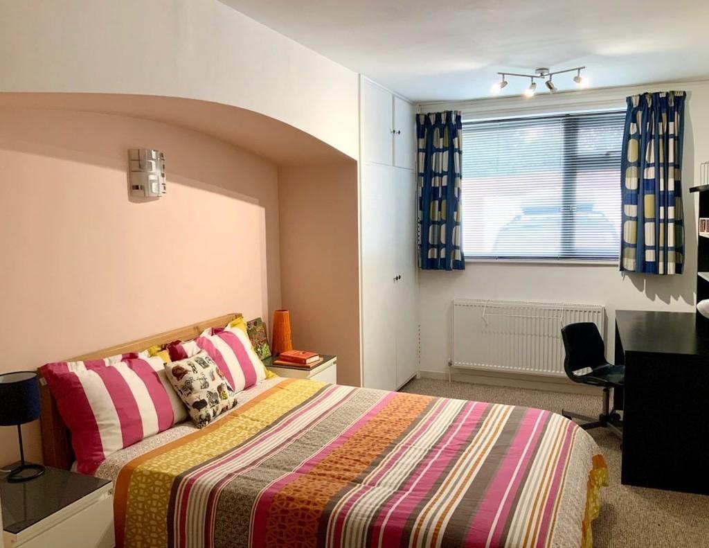 Wollaton-road-ng8-1hh-1036559