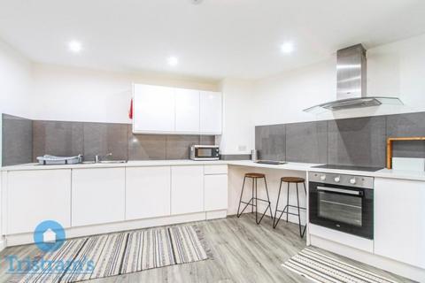 2 bedroom house share to rent, Henry Road