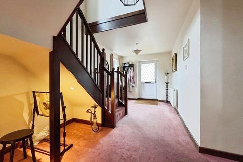 4 bedroom semi-detached house for sale, The Street, Little Clacton, Clacton-on-Sea