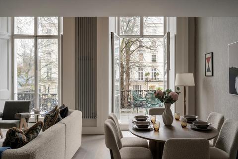 2 bedroom flat for sale, St. Stephens Gardens, Notting Hill, London W2