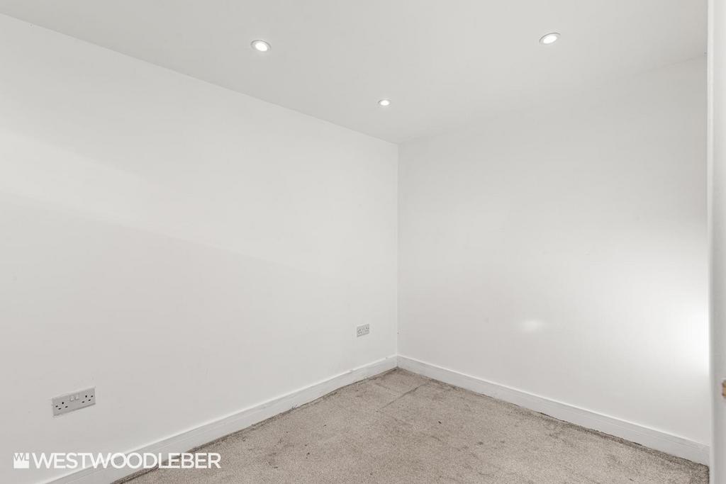 Hillside Crescent 7.jpg