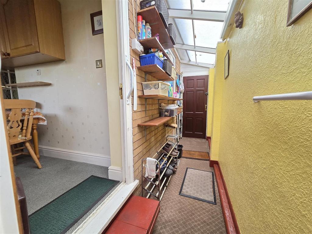 Side Passage