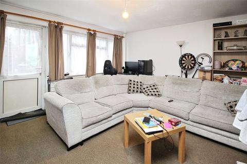 3 bedroom terraced house for sale, Strangford Drive, Bletchley, Milton Keynes