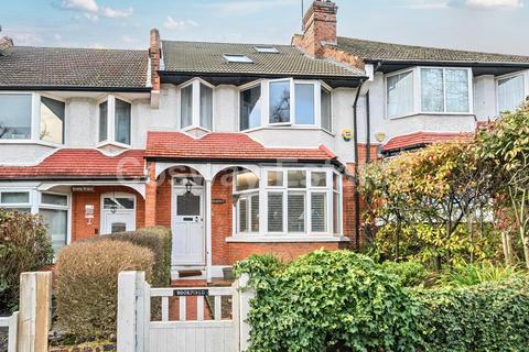 Hammers Lane, Mill Hill, NW7