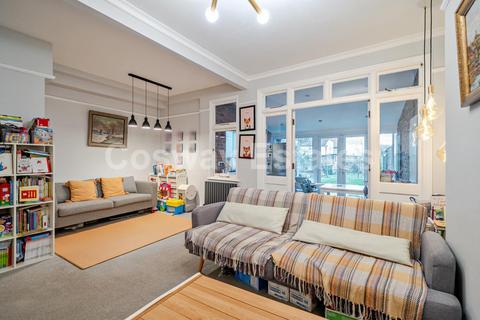 4 bedroom house for sale, Hammers Lane, Mill Hill, NW7