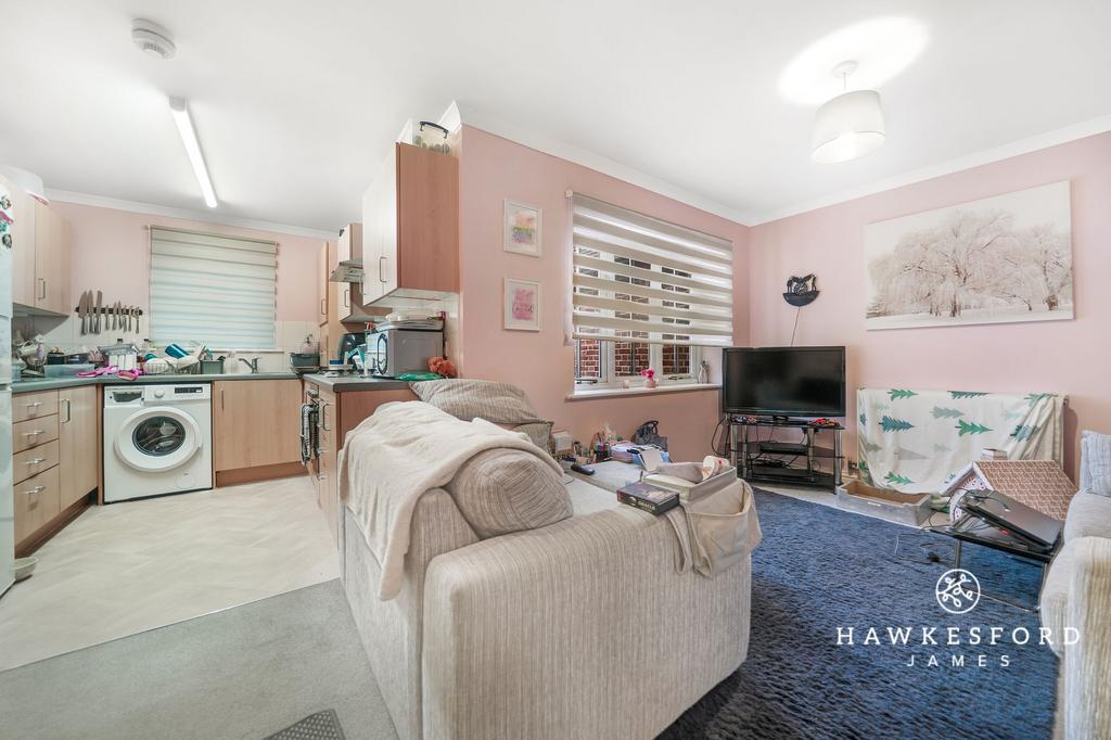 Crown Road, Sittingbourne - Lounge/diner