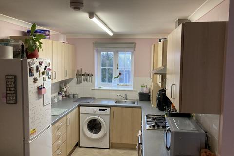 2 bedroom apartment for sale, Crown Road, Sittingbourne ME10