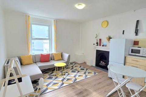 1 bedroom flat for sale, Mere Lane, Teignmouth, TQ14