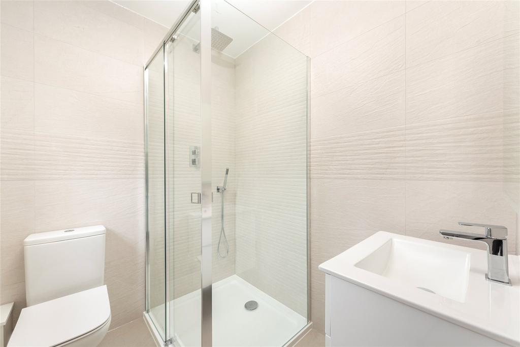 Bedroom 2 En Suite