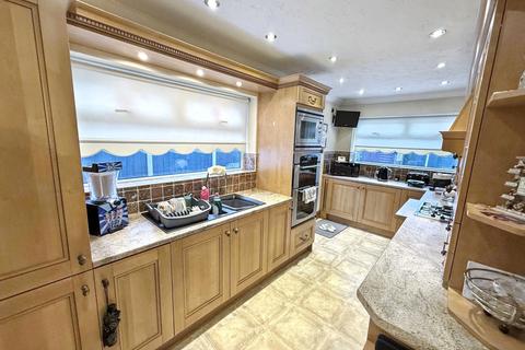 4 bedroom semi-detached house for sale, Fairwell Road, Fairfield, Stockton, Stockton-on-Tees, TS19 7HX