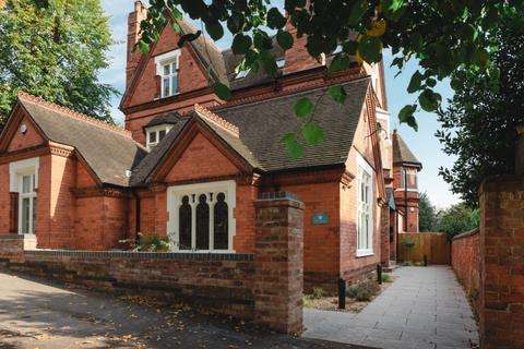 undefined, Top Flat Castledene, 31 Cavendish Road East, Nottingham