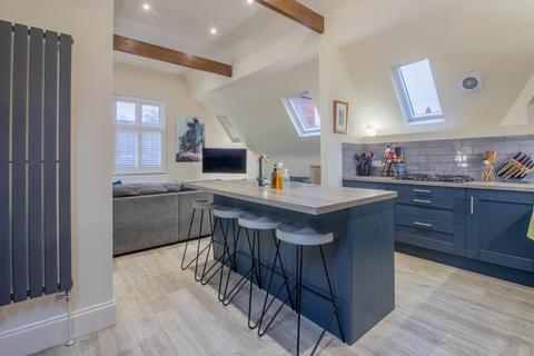undefined, Top Flat Castledene, 31 Cavendish Road East, Nottingham
