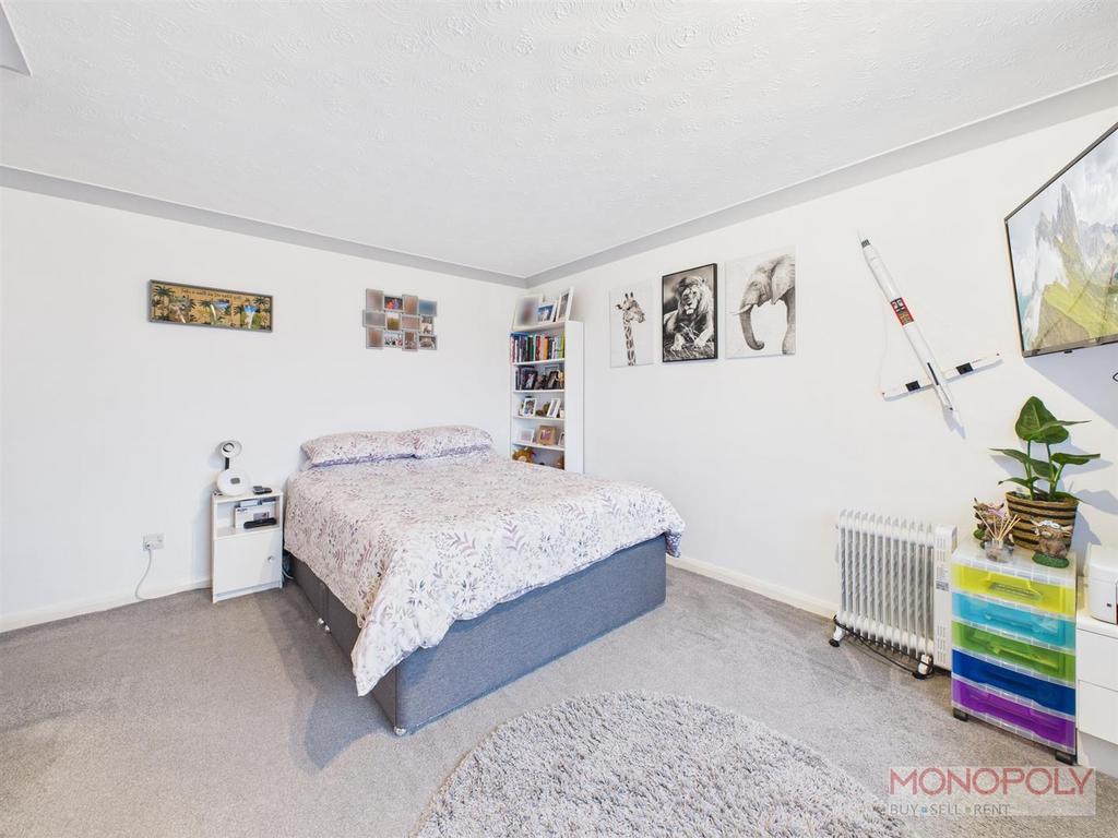 CAM04439 G0-PR0211-STILL015.jpg