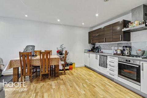 2 bedroom apartment for sale, Thomas Jacomb Place, Walthamstow